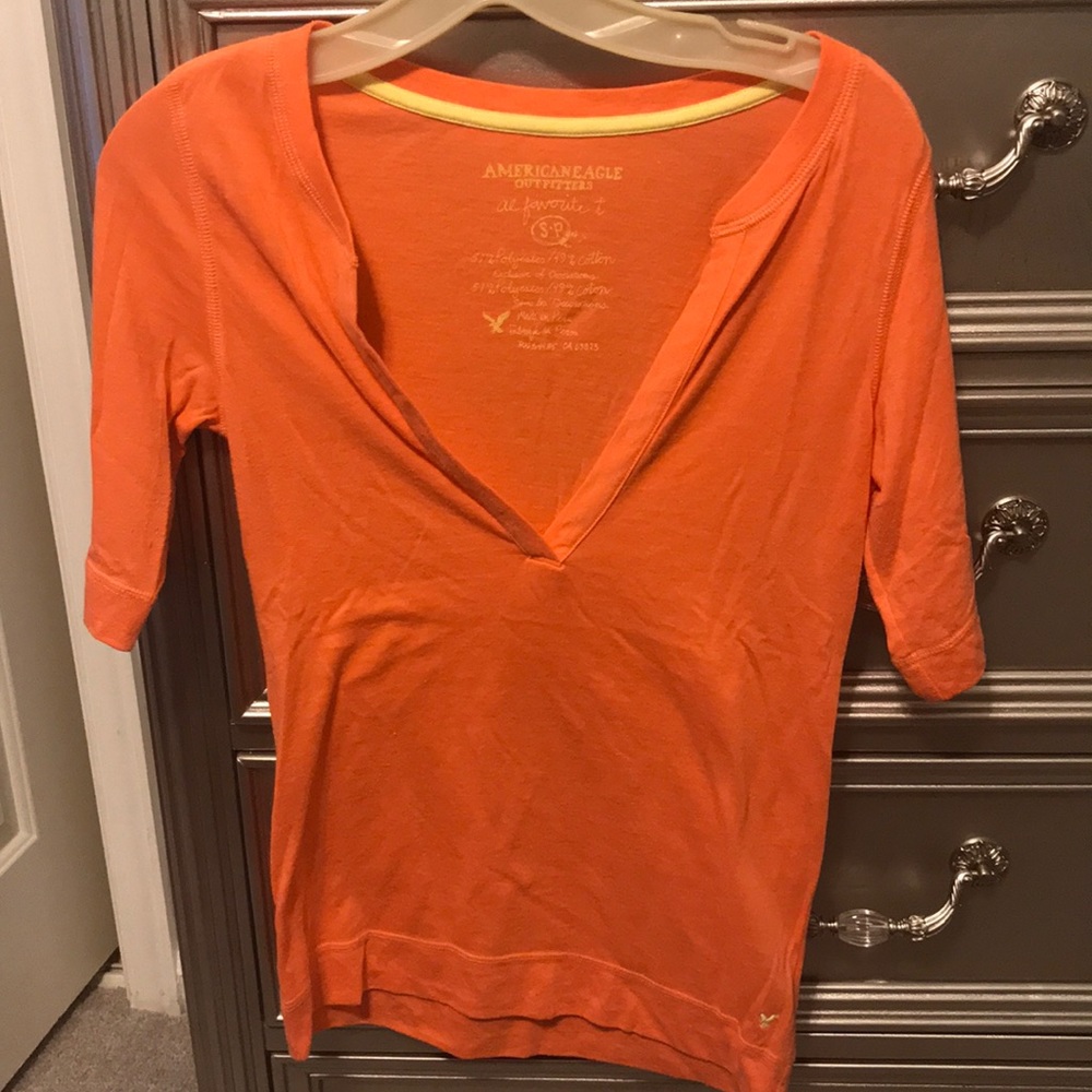 American Eagle Outfitters 3/4 sleeve tee